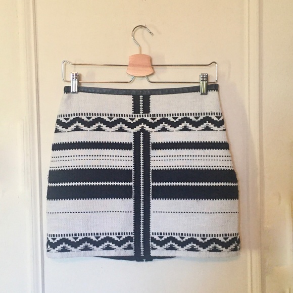 2 Madewell Black & White Mini Skirts - size SMALL, 2 - Picture 2 of 8